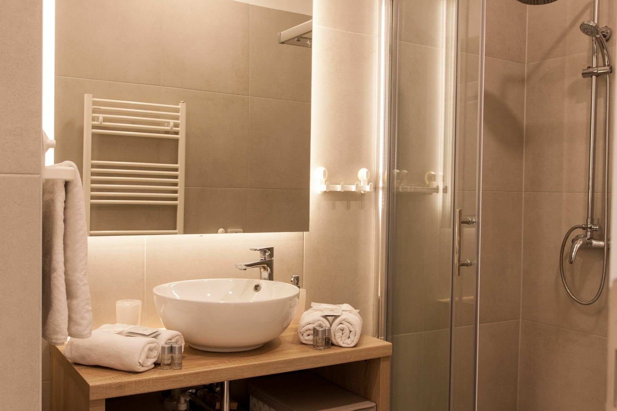 Tesla Boutique Apartments & Rooms Zagreb Exterior photo
